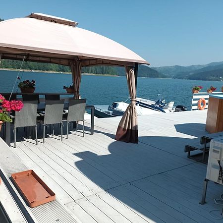 Villa Criber House - Casa Din Fibra De Sticla Pe Ponton Plutitor à Bicaz Extérieur photo